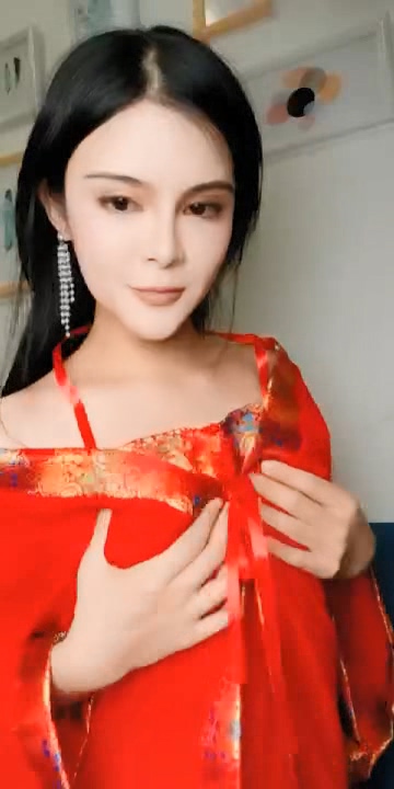 一坊美女俄罗斯混血榨汁姬一多房道俱大绣20200312