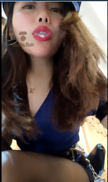 琴魔独家超清红绿灯必看黑丝+高靴问话 模拟足交 语言控制 1v 【844M】