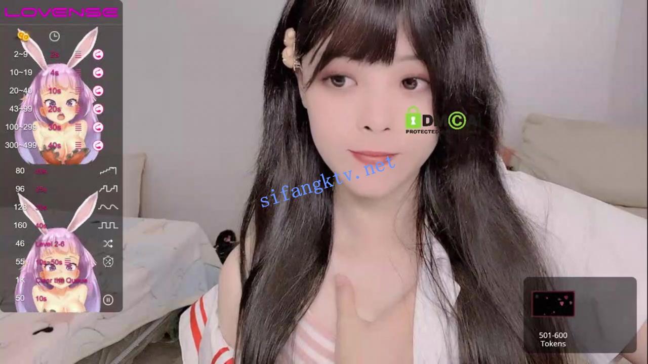 ❤❤❤ 蕾蕾 大黑牛+炮机+跳蛋,极速抽插潮喷~全是白浆~ 图 01