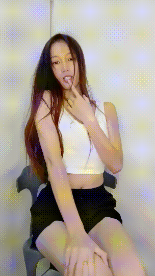 长腿校花!女神越来越美了~ 学妹很纯 无套啪啪!爽上天~ 图 01