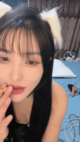 黄播界的天花板 海王妹妹 被猛男直接调教干喷 太暴躁了 图 03