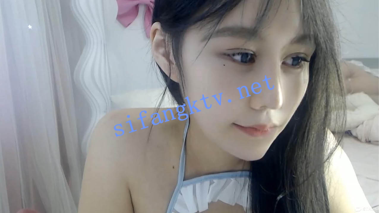 SF-132 吊带白丝+脱光插逼自慰 美女Lucy近期大尺度合集~ 图 01
