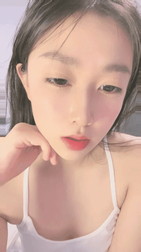 ██重磅推荐~ 新女神,小糖糖 颜值这么高,喷水~喷白浆 图 01