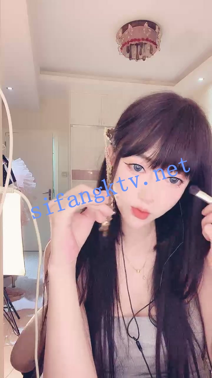 ██正宗网红脸~ 花花 女神,妩媚妖娆,全裸热舞,自慰3 图 02