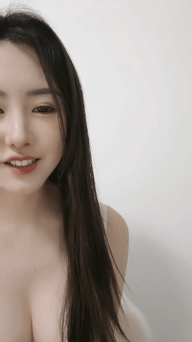 ☸校花级女神 淼淼baby 这奶子绝了!激情裸舞~狂撸一晚 图 01