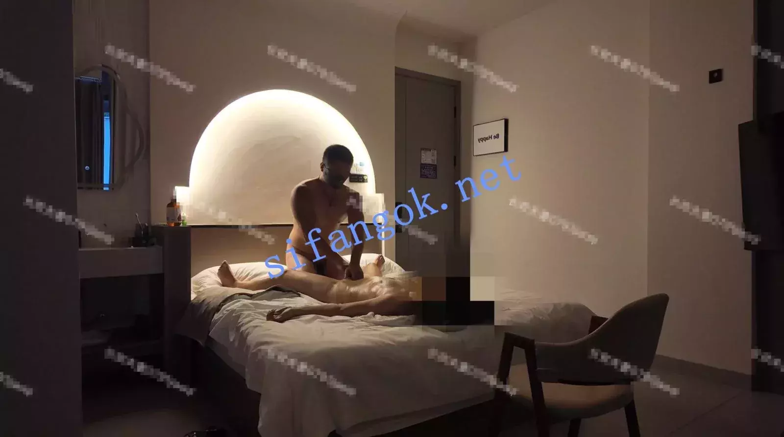 江西极品绿帽媚黑淫妻 长欢夫妻 精油按摩性爱 图 05