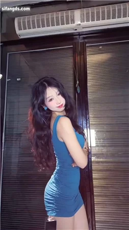 推特福利姬 原野芽美 和他的闺蜜 米奇 月月 土豆 裸舞福利 图 08