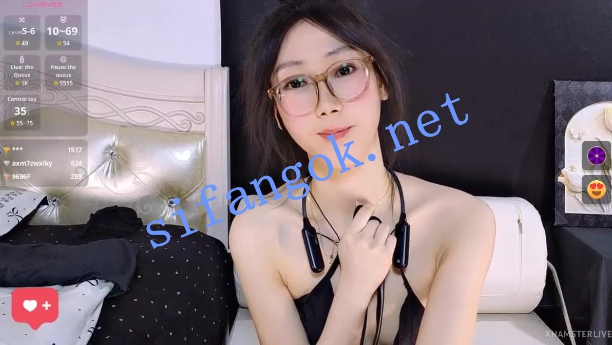❤❤❤ST新晋新秀女神,Stripchat Queenbb88 劈叉大长腿开撸了 图 17