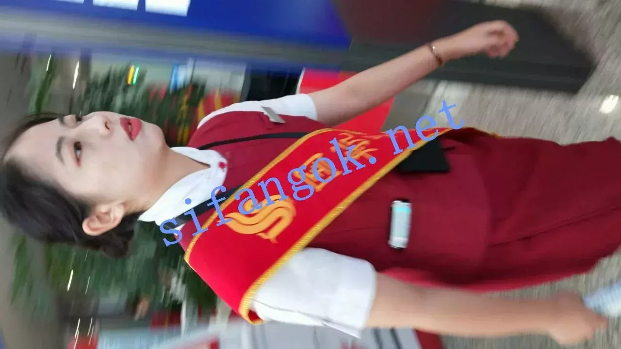 ✅ 机场大师级系列 街拍抄底各种极品美女小姐姐大合集 图 03