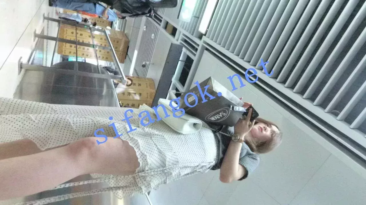 ✅ 机场大师级系列 街拍抄底各种极品美女小姐姐大合集 图 18