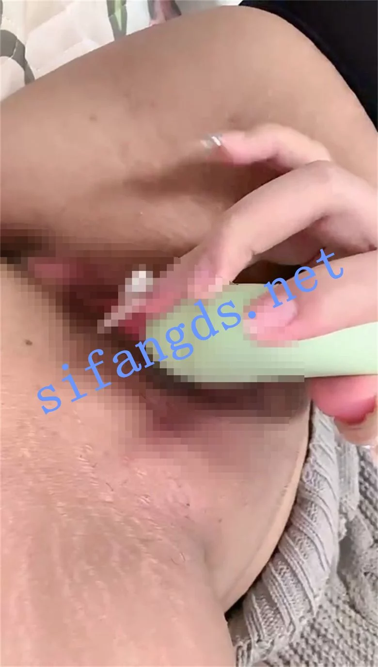 B站 芝士妹妹u 大尺度福利视频 露三点 跳蛋自慰 图 09
