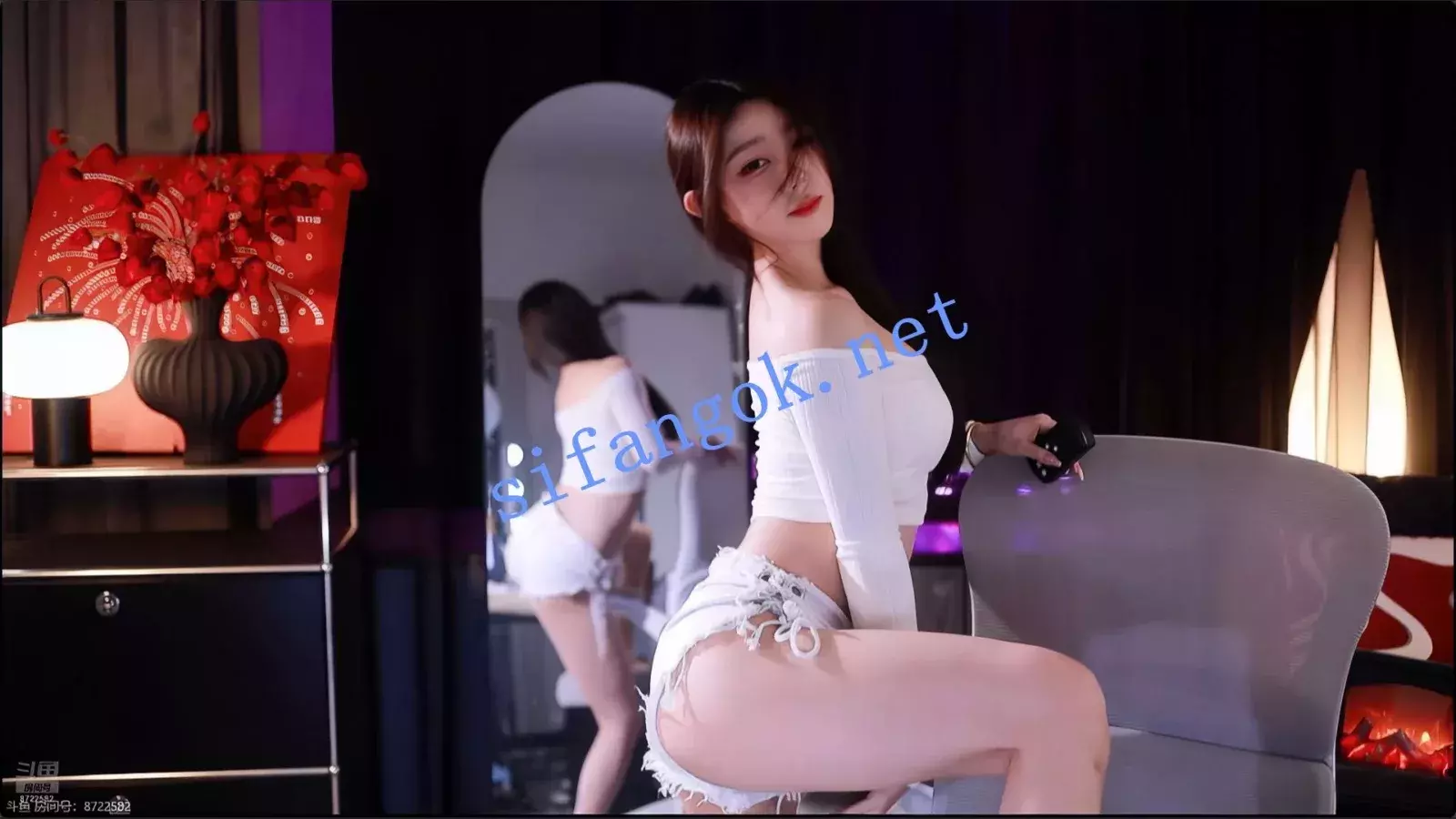 斗鱼 惹妹 最近尺度狂飙 漏内 漏鲍边 大裸背 图 19