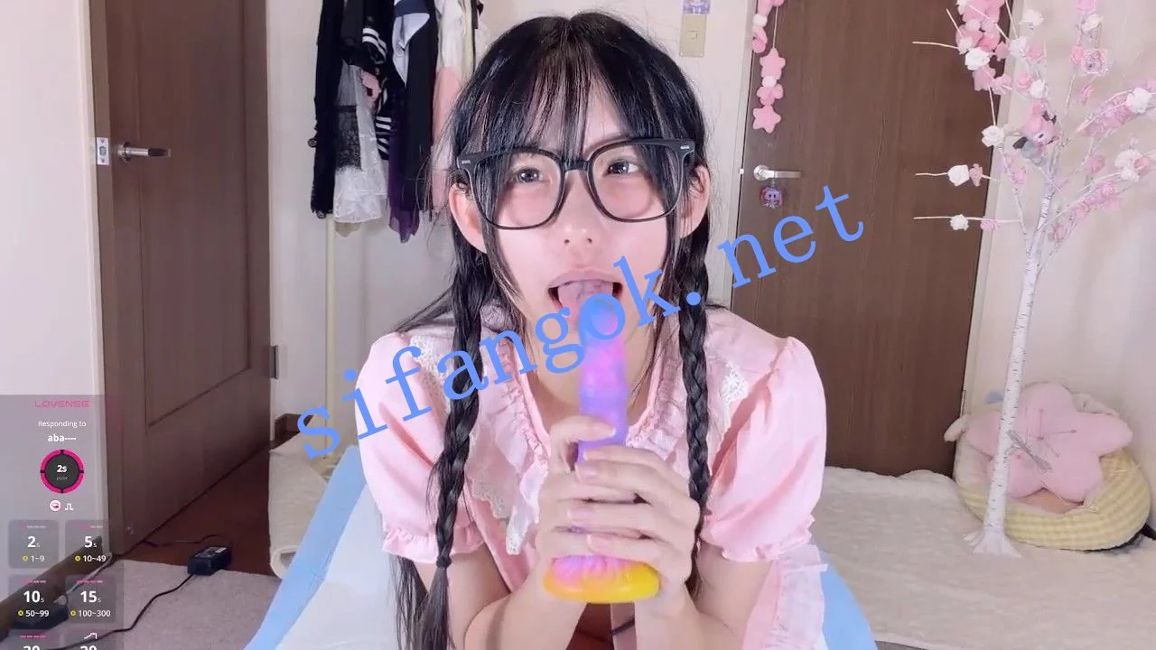 ☛ST开票【natsu067 】双马尾小学妹春药+炮机口交深喉喷水