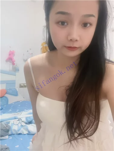 快睡圆乳嫩妹 萌兔冉酱 私拍自慰福利 圆乳粉穴水美鲍鉴赏 图 03