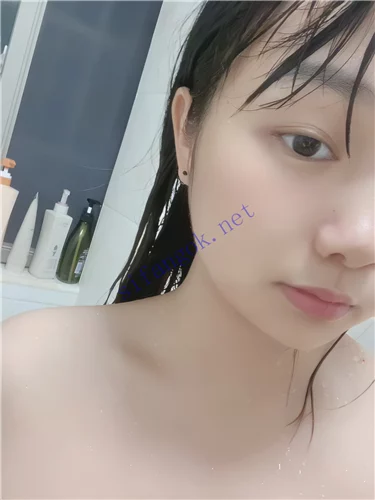 快睡圆乳嫩妹 萌兔冉酱 私拍自慰福利 圆乳粉穴水美鲍鉴赏 图 36